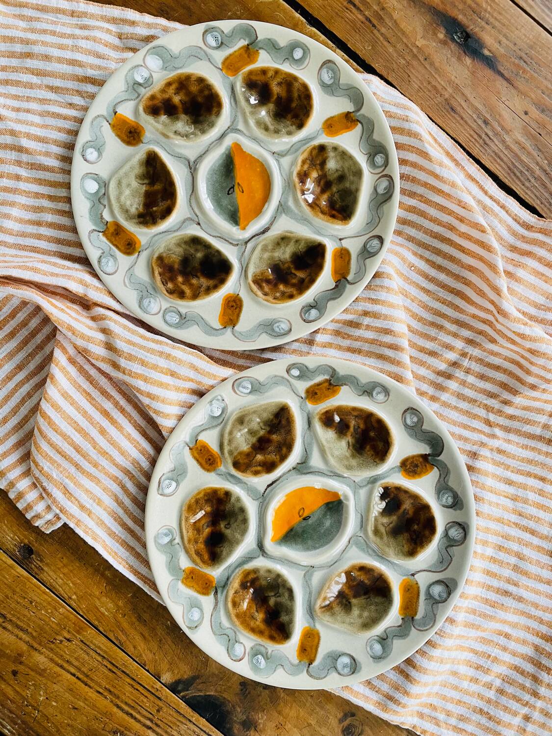 Set of 2 vintage oyster plates MBFA Pornic Amphitrite France