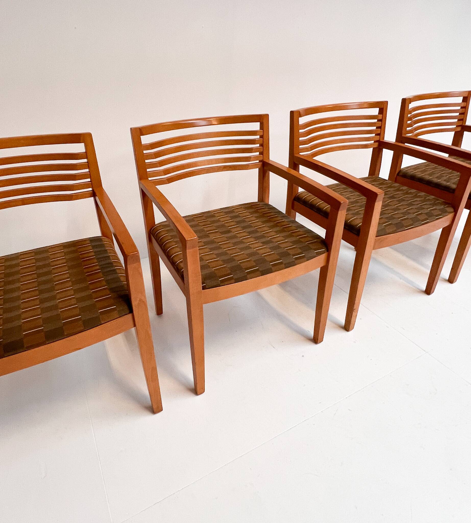Set of 4 Riccio chairs by Ricchio for Knoll, 1980s