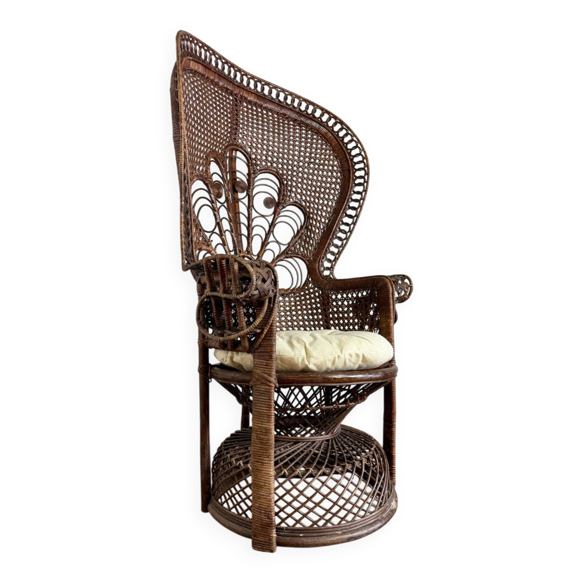 Pomare Peacock Armchair -