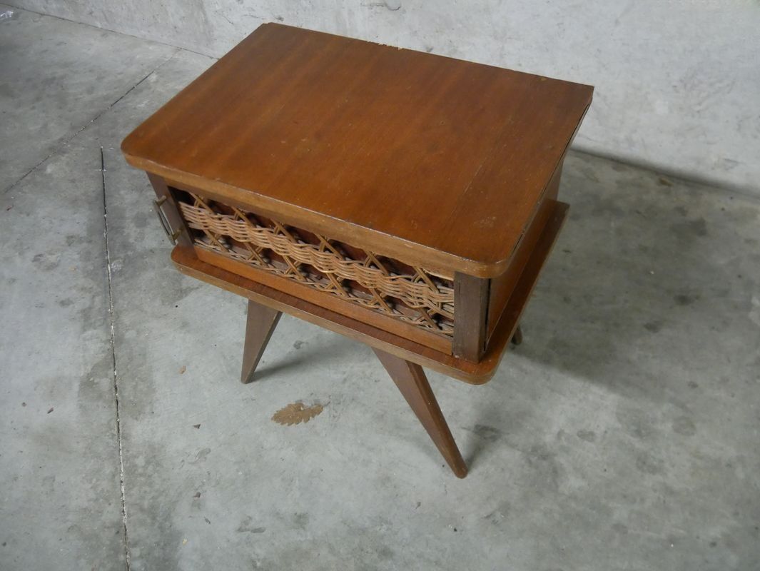 Vintage rattan bedside table with tapered legs - Circa 1960