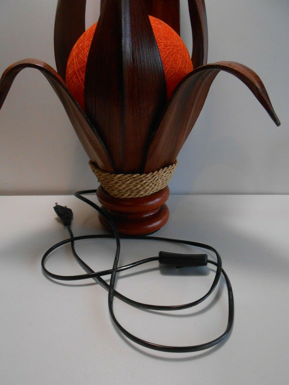 Kema Keur Coconut Lounge Lamp Selency