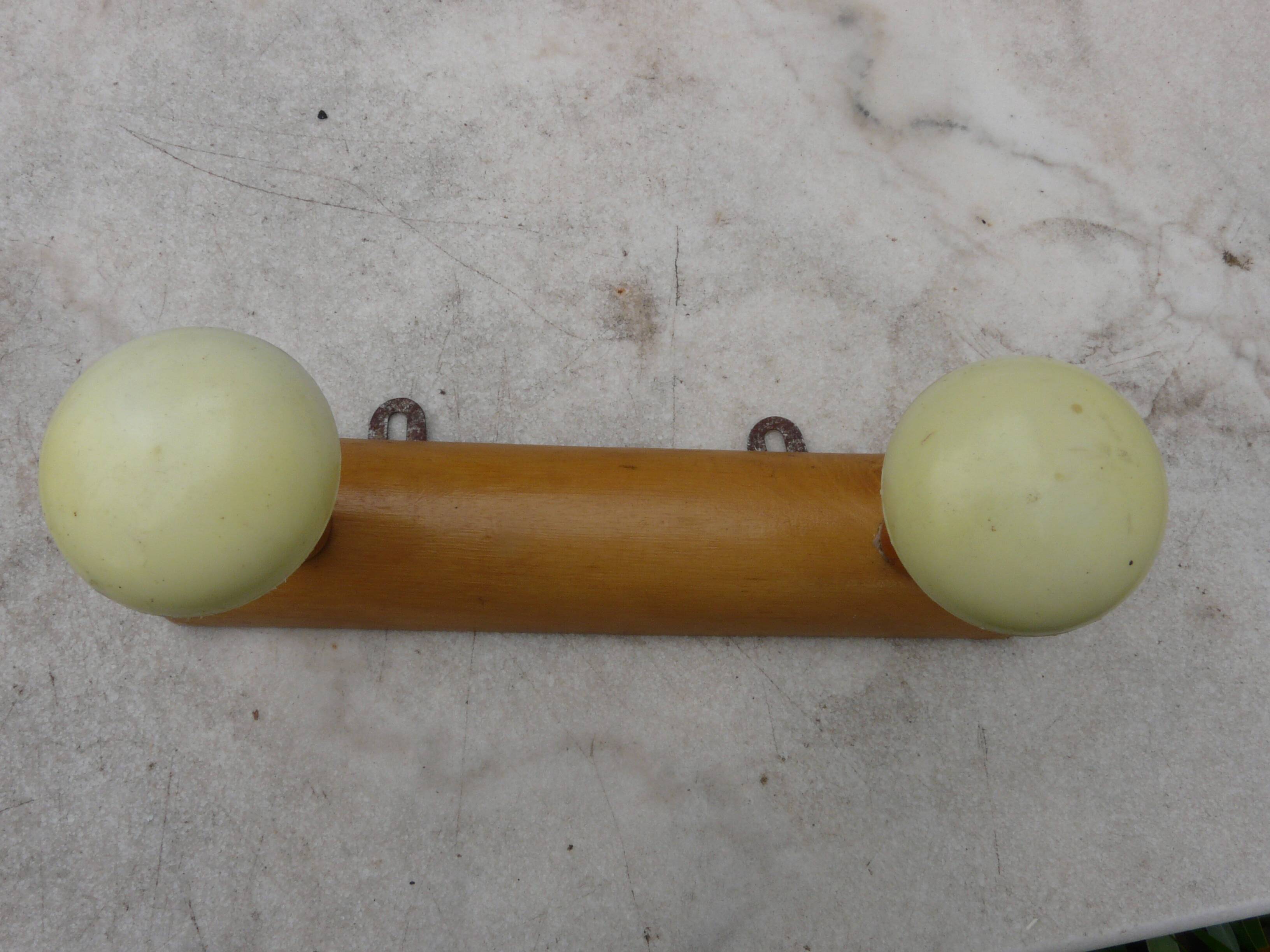 50s wall-mounted wooden coat rack with 2 hooks