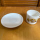 Series 8 cups & saucers sovirel white ceramic flower power fr