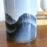 Virebent blue porcelain vase