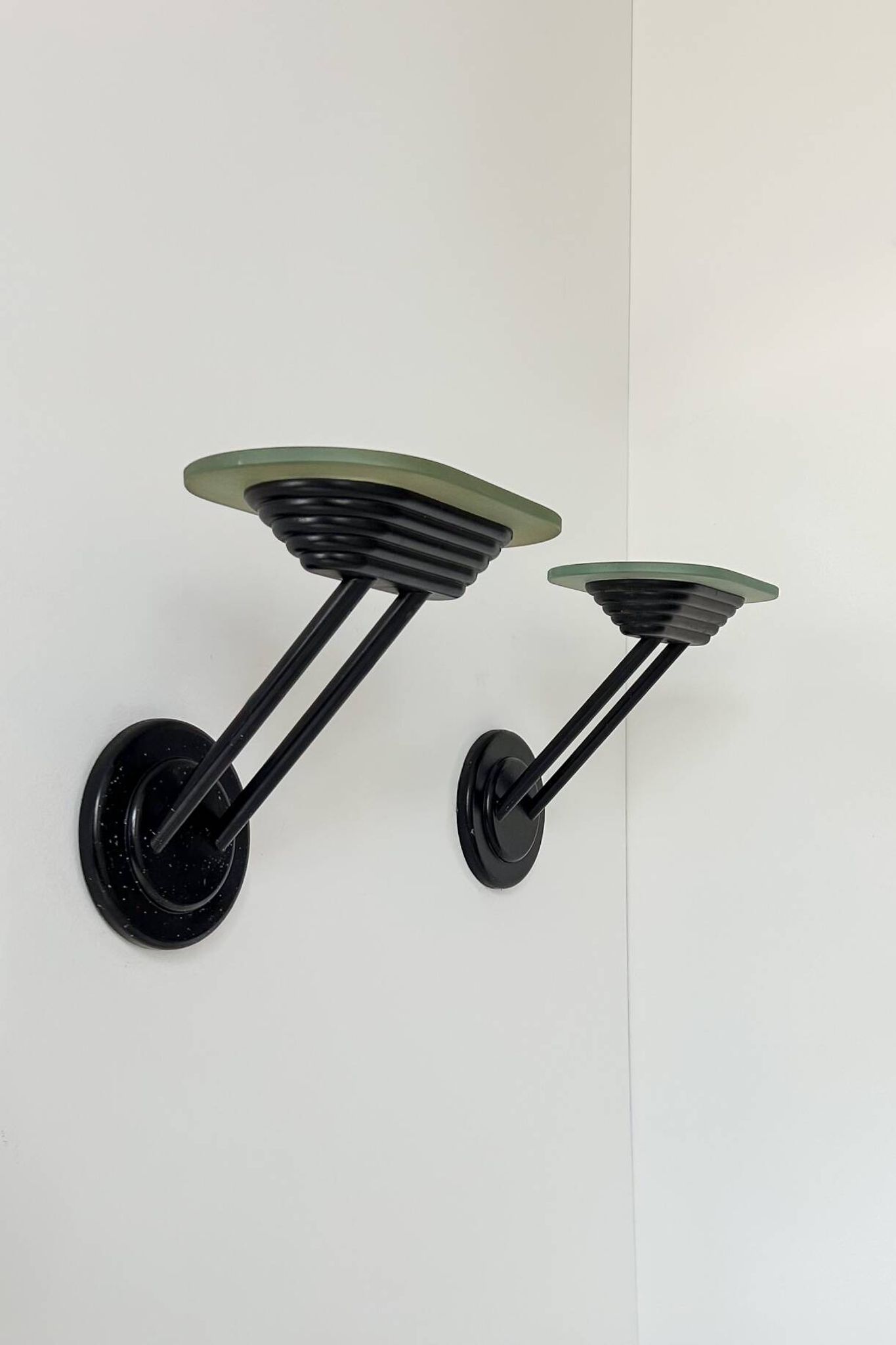 Pair of vintage wall lights in black metal and frosted glass, Italy 1980.