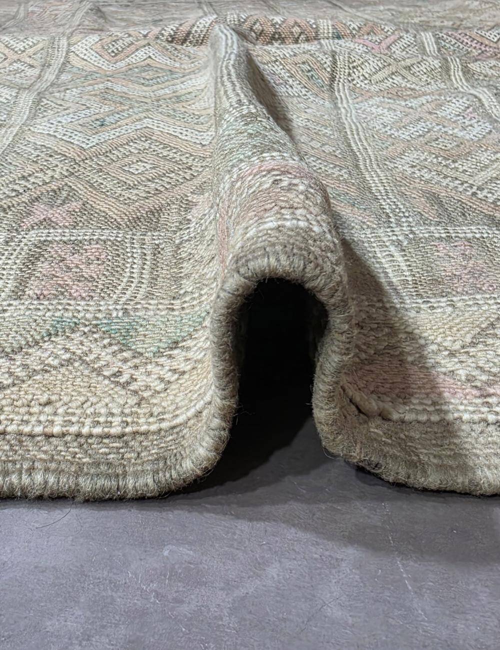 Vintage Kilim Rug - 365 x 166 cm
