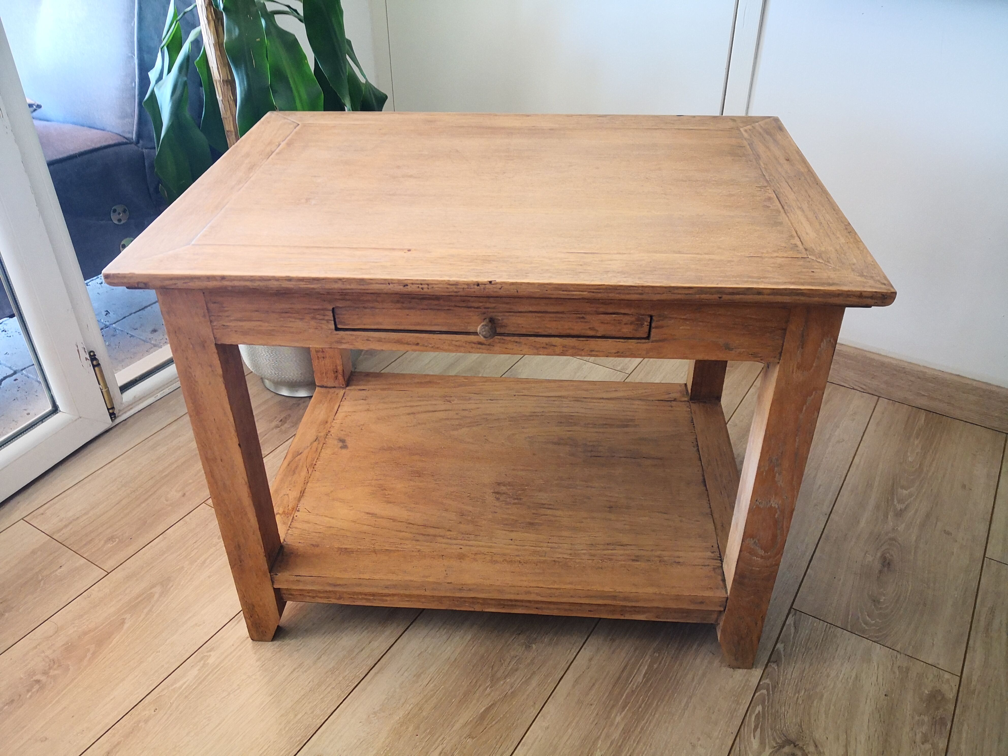 Vintage coffee table