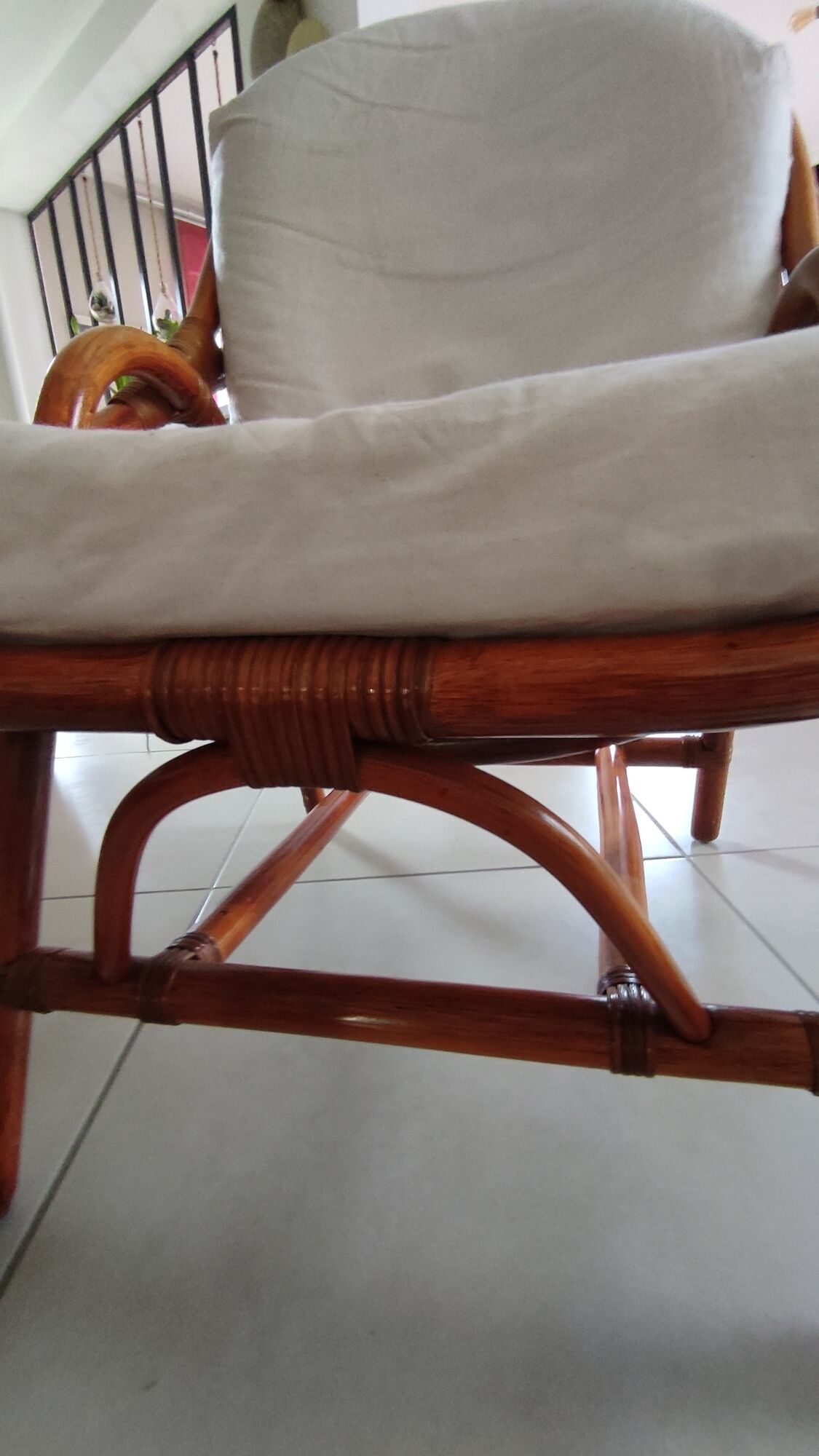 Sofa armchairs and coffee table in vintage rattan of six pieces