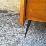 Convenient metal compass feet