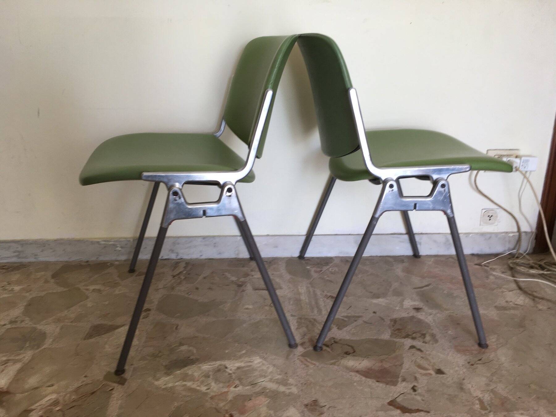 Chairs (4) Anonima Castelli - Giancarlo Piretti - DSC106 - Metal, Eco-leather
