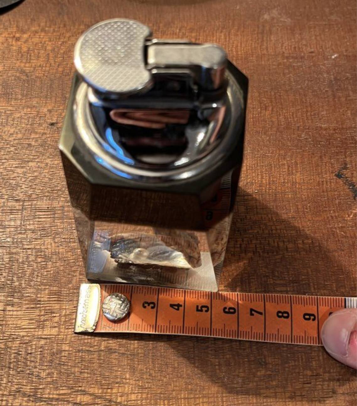 Vintage Japanese resin/glass table lighter