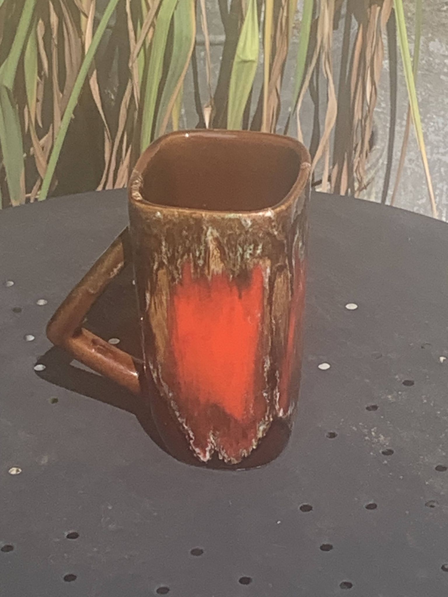 6 enamelled ceramic mugs, red and brown, Vallauris, vintage and designer