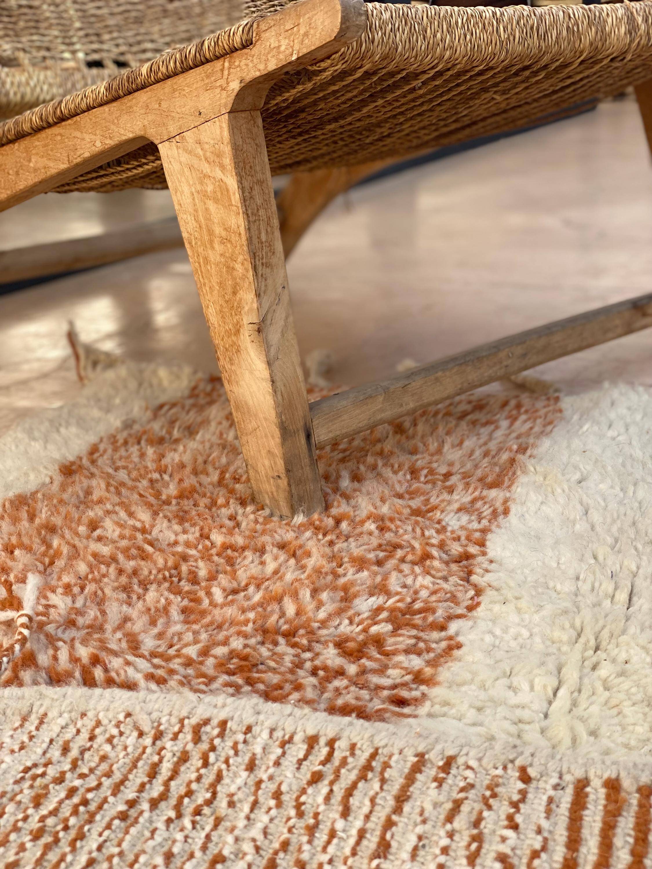 Handmade Berber rug in wool 3 x 2 m