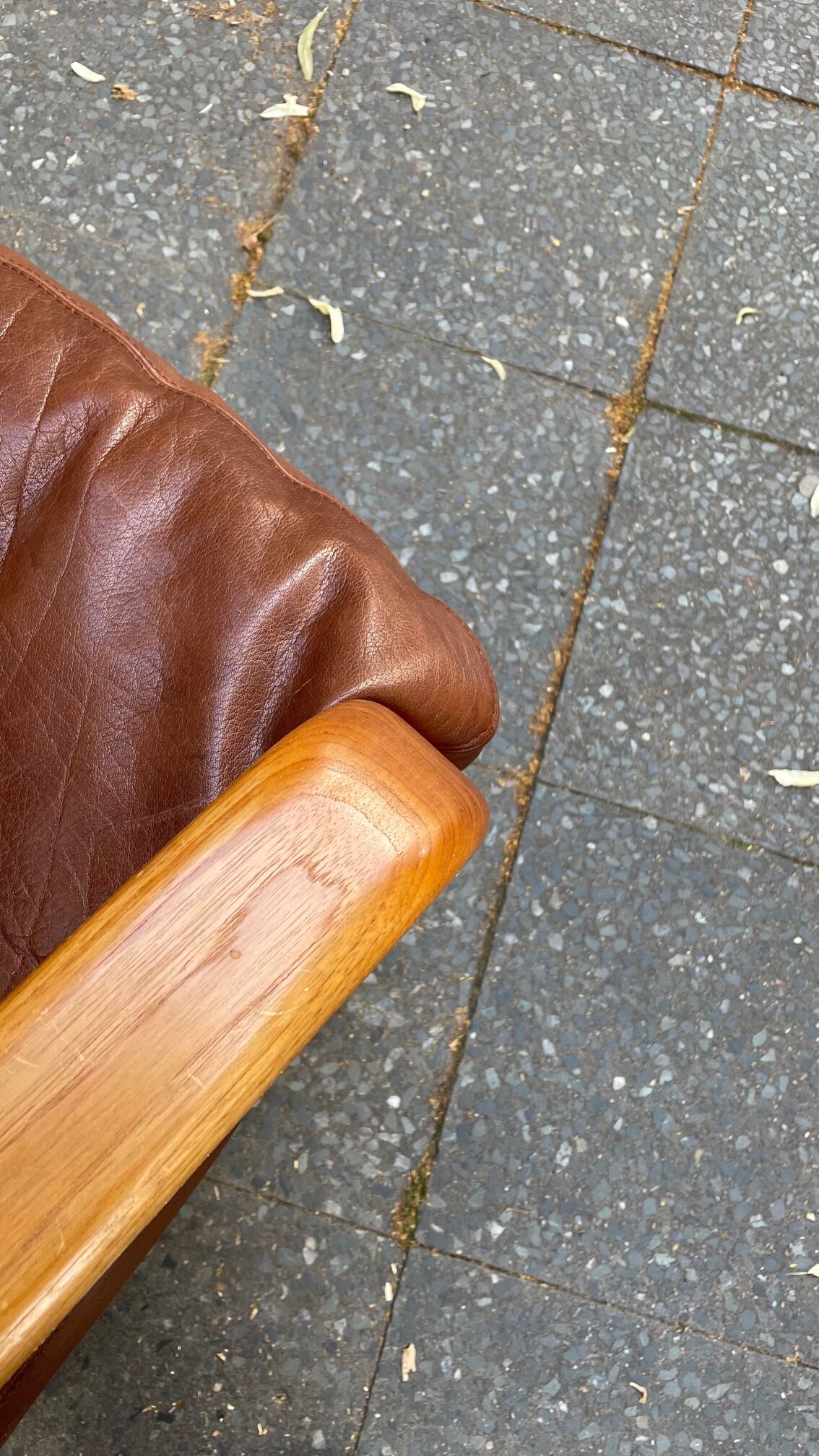 HS Denmark sofa in leather and teak from the 60s