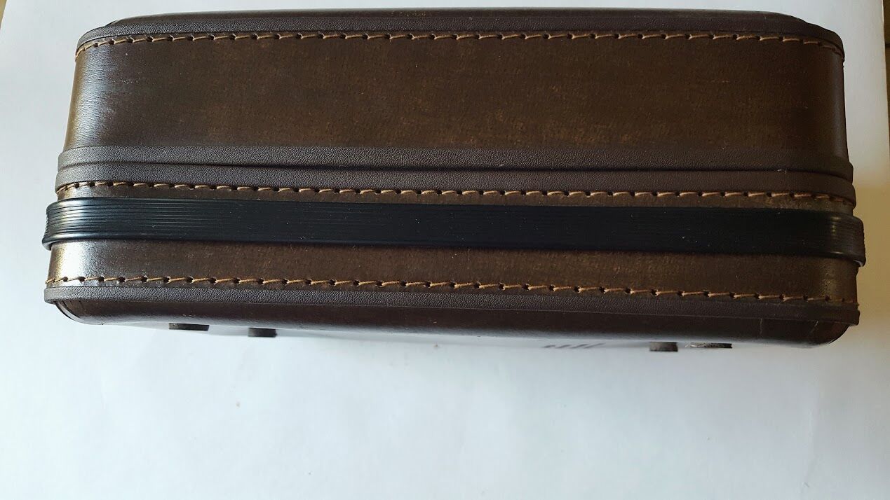 Claude electrophonic record player