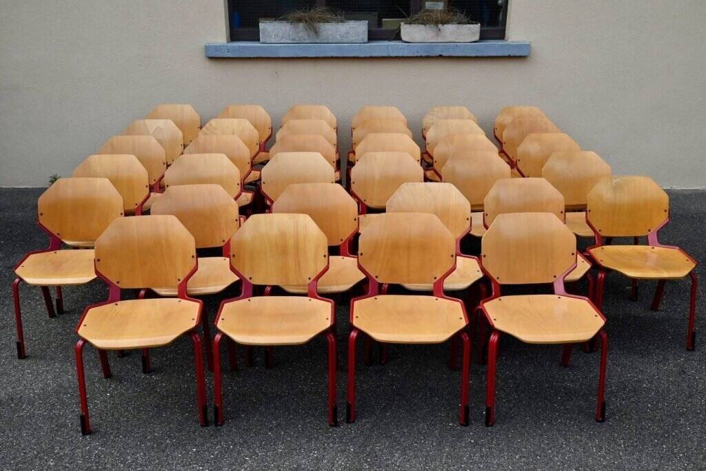 Set of 4 Design Chairs Rio Fröscher 1985 Postmodern Red Wood