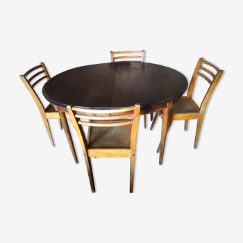 Table avec allonge et chaises