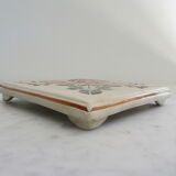 Faience underside