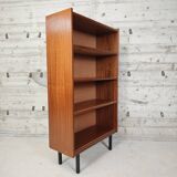 Vintage display cabinet / bookcase