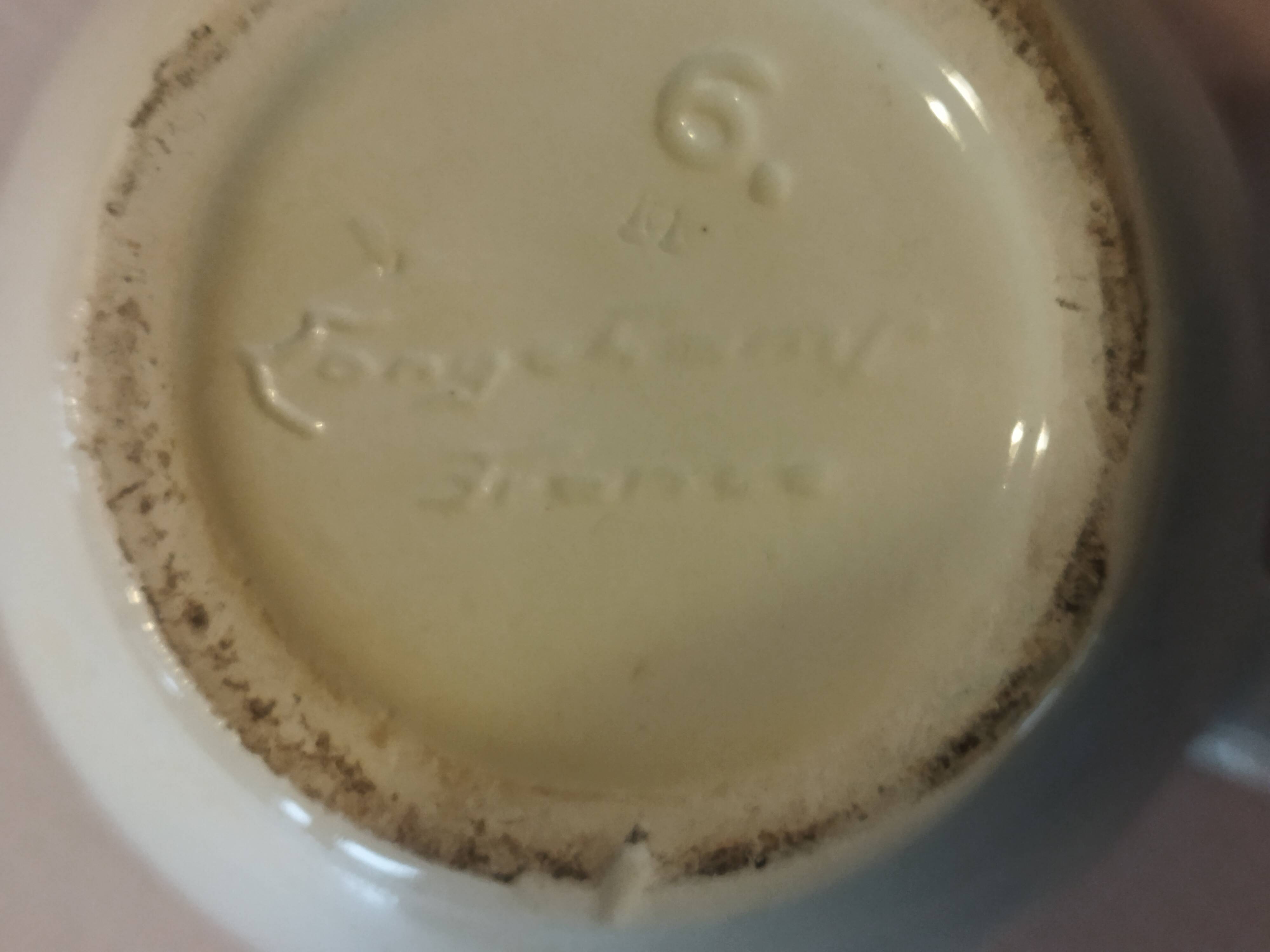 Longchamp Agen model sugar bowl and creamer on tray