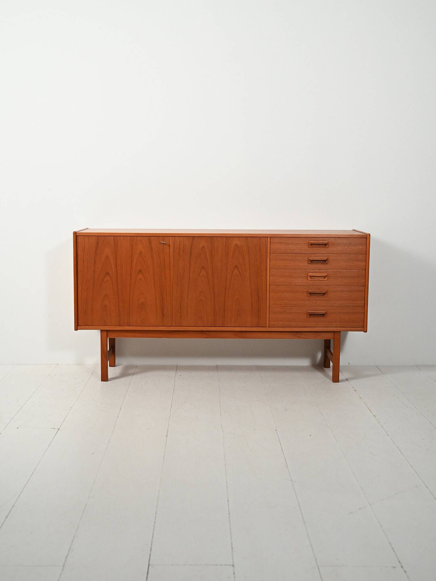 Scandinavian 1960s sideboard with projecting handles