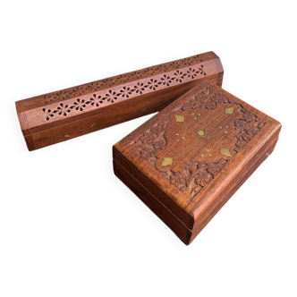 Set of two chiseled wooden boxes and vintage brass marquetry