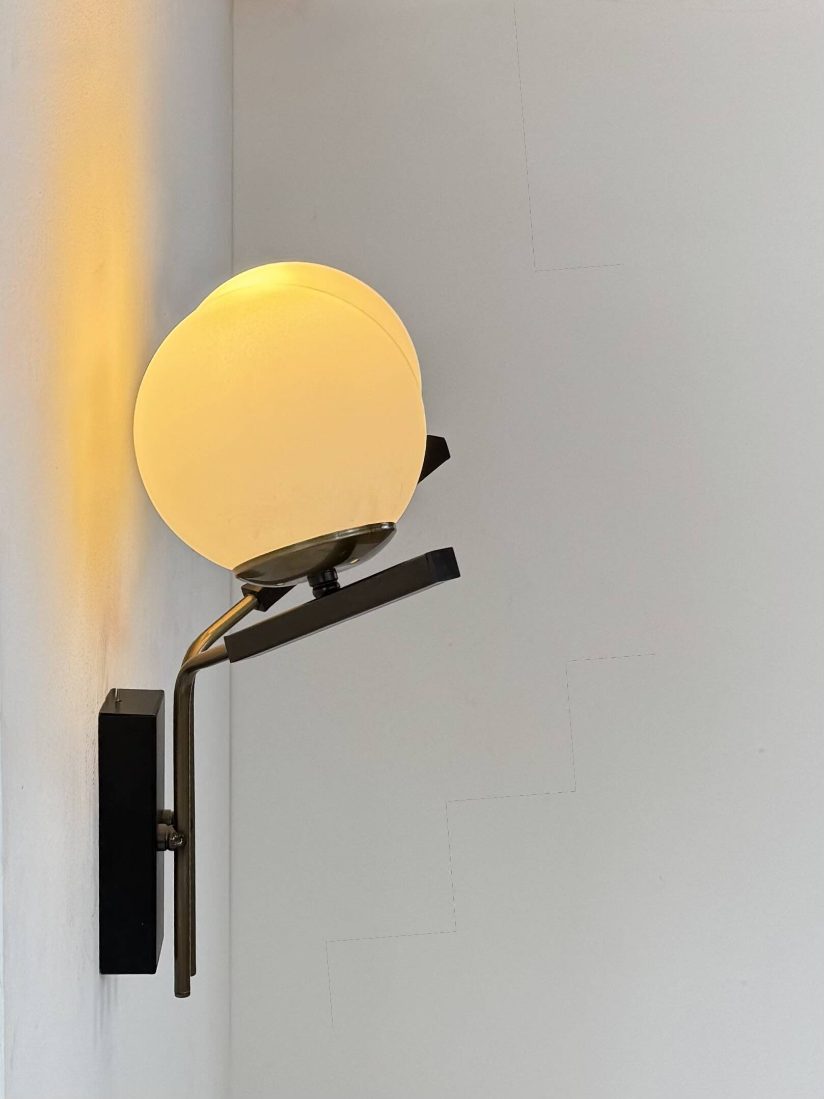 Vintage double opaline and brass wall light, France, 1970.