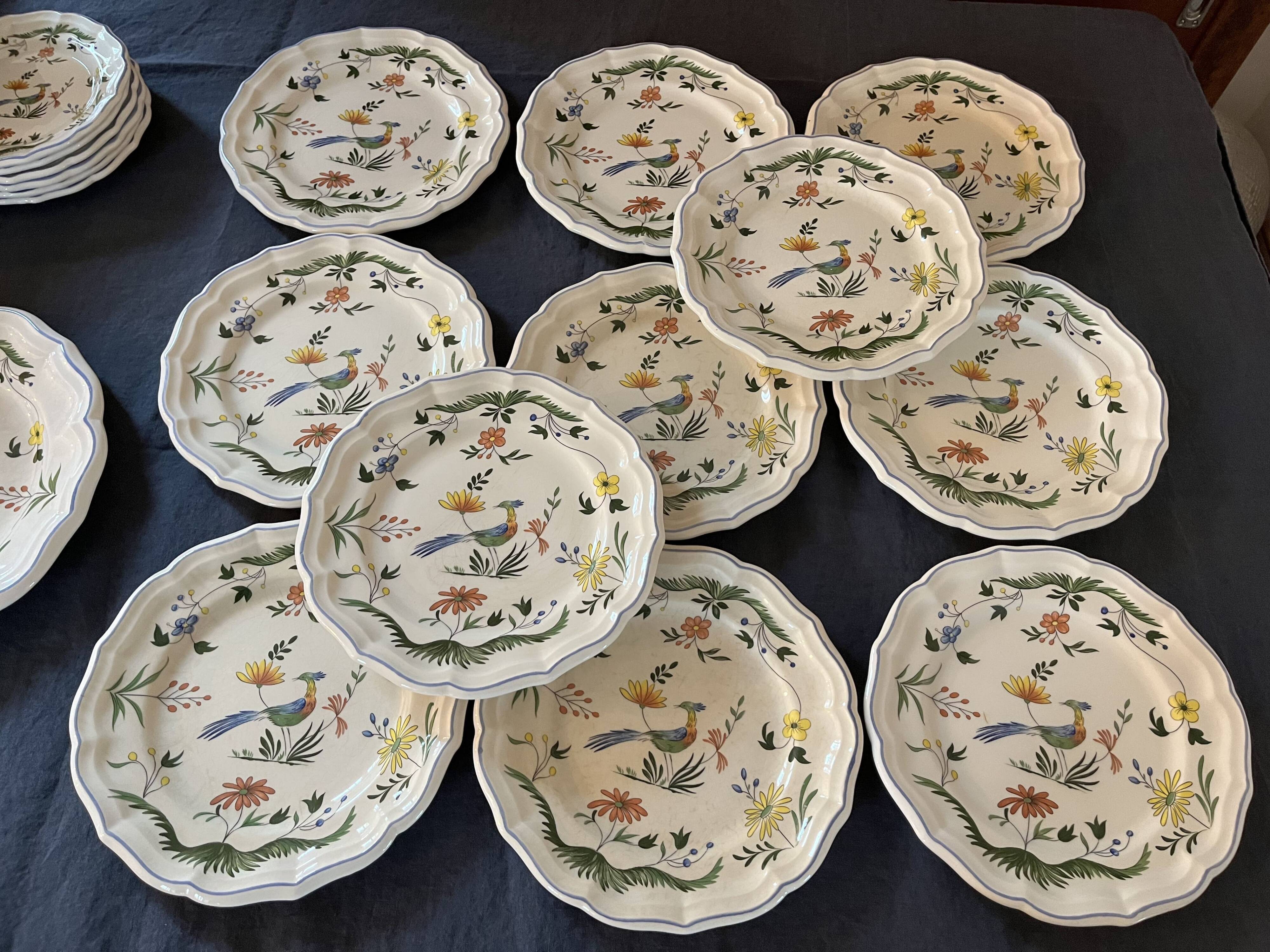 Gien 18 Piece Dinnerware Set
