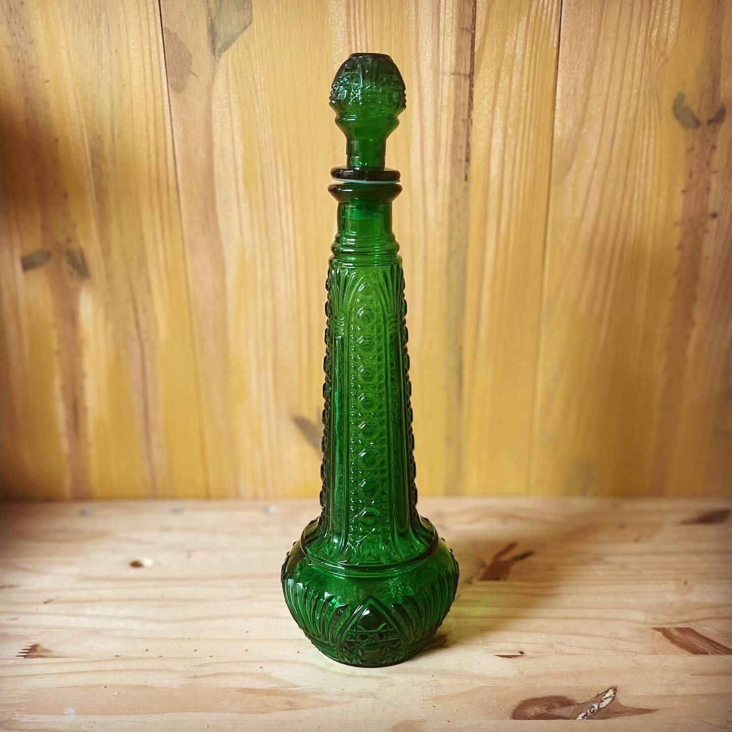 Chiseled glass carafe