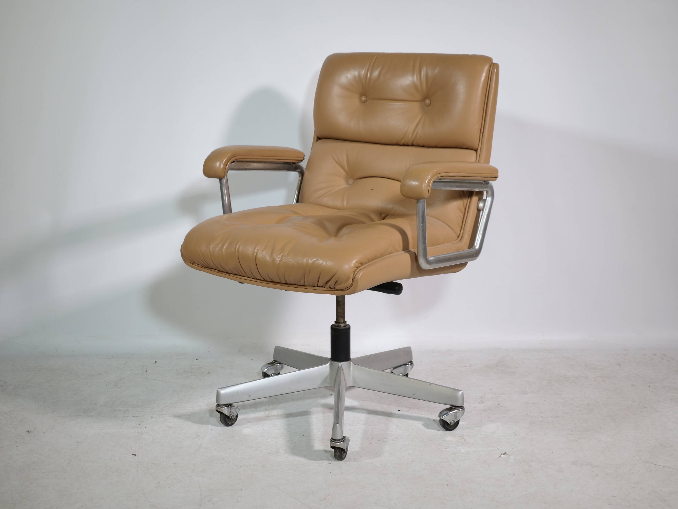Modern leather office chair with chrome base, 1970s.