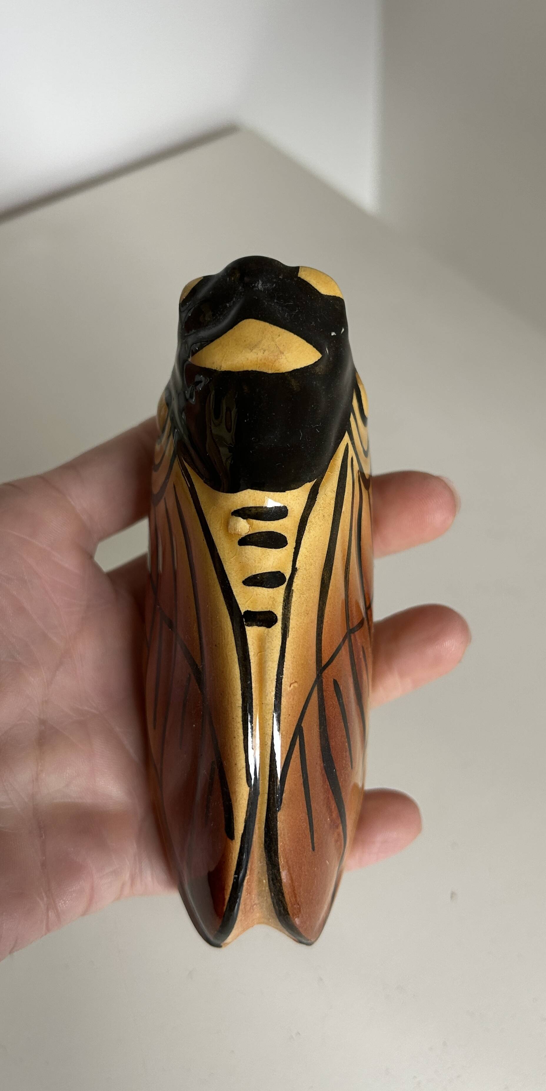 Vintage Provençal cicada handmade ceramic to hang.