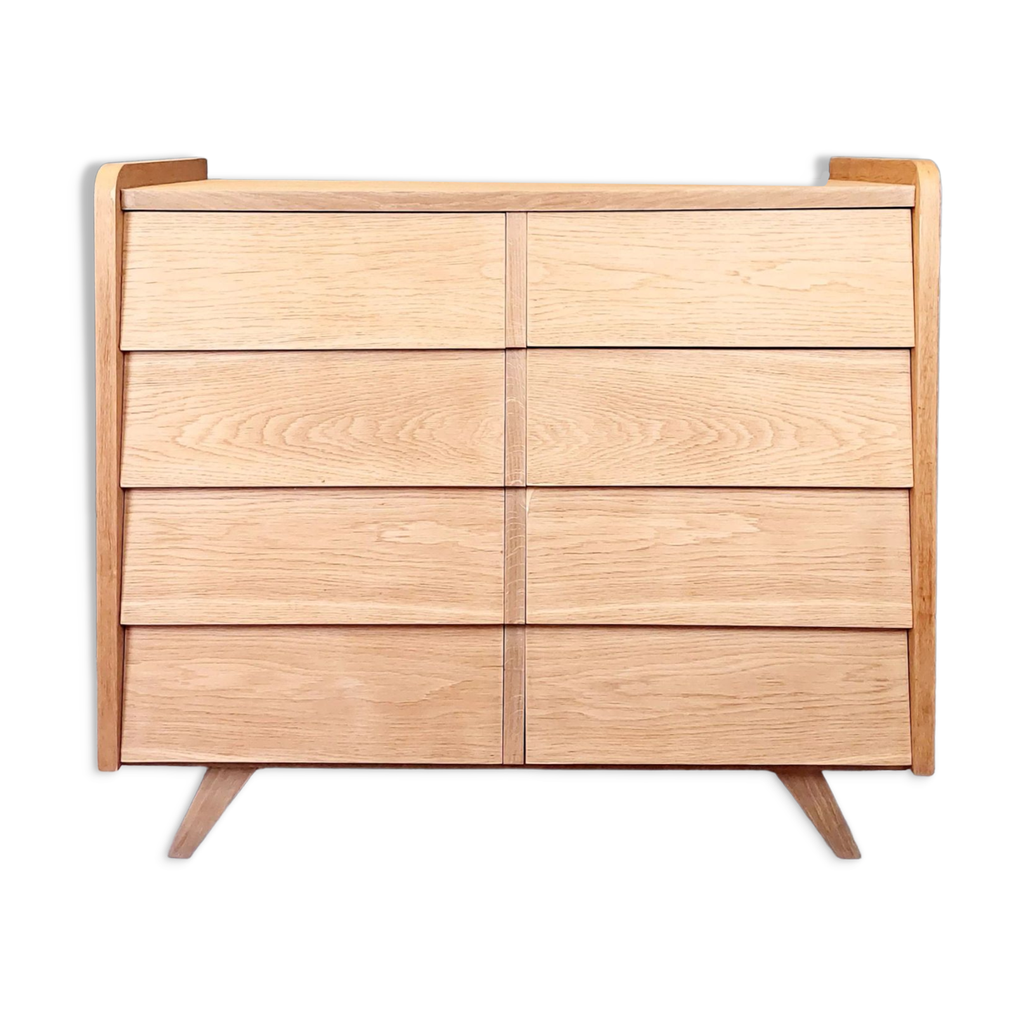 8-drawer dresser