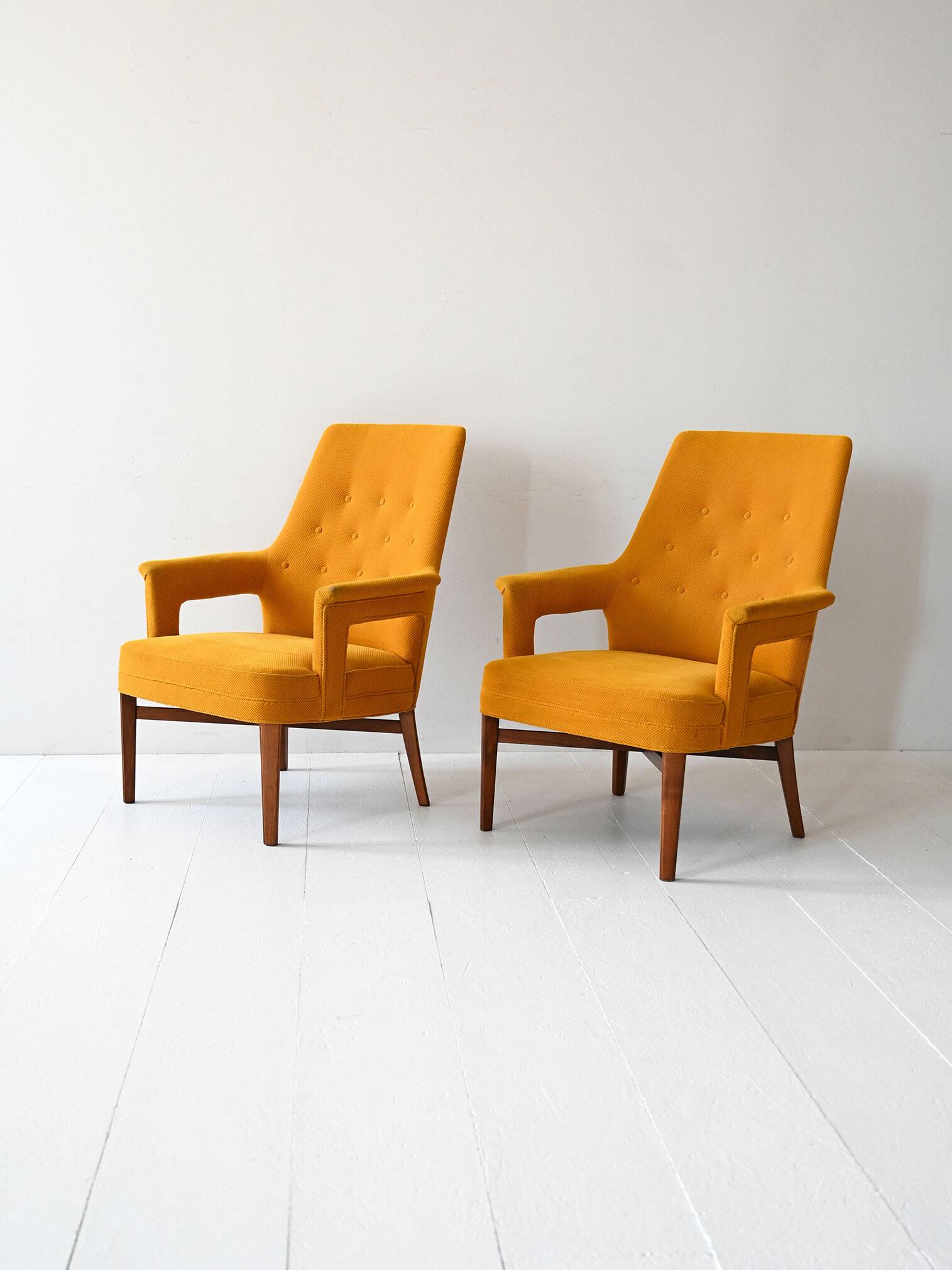 Paire de fauteuils scandinaves jaunes vintage des années 1950