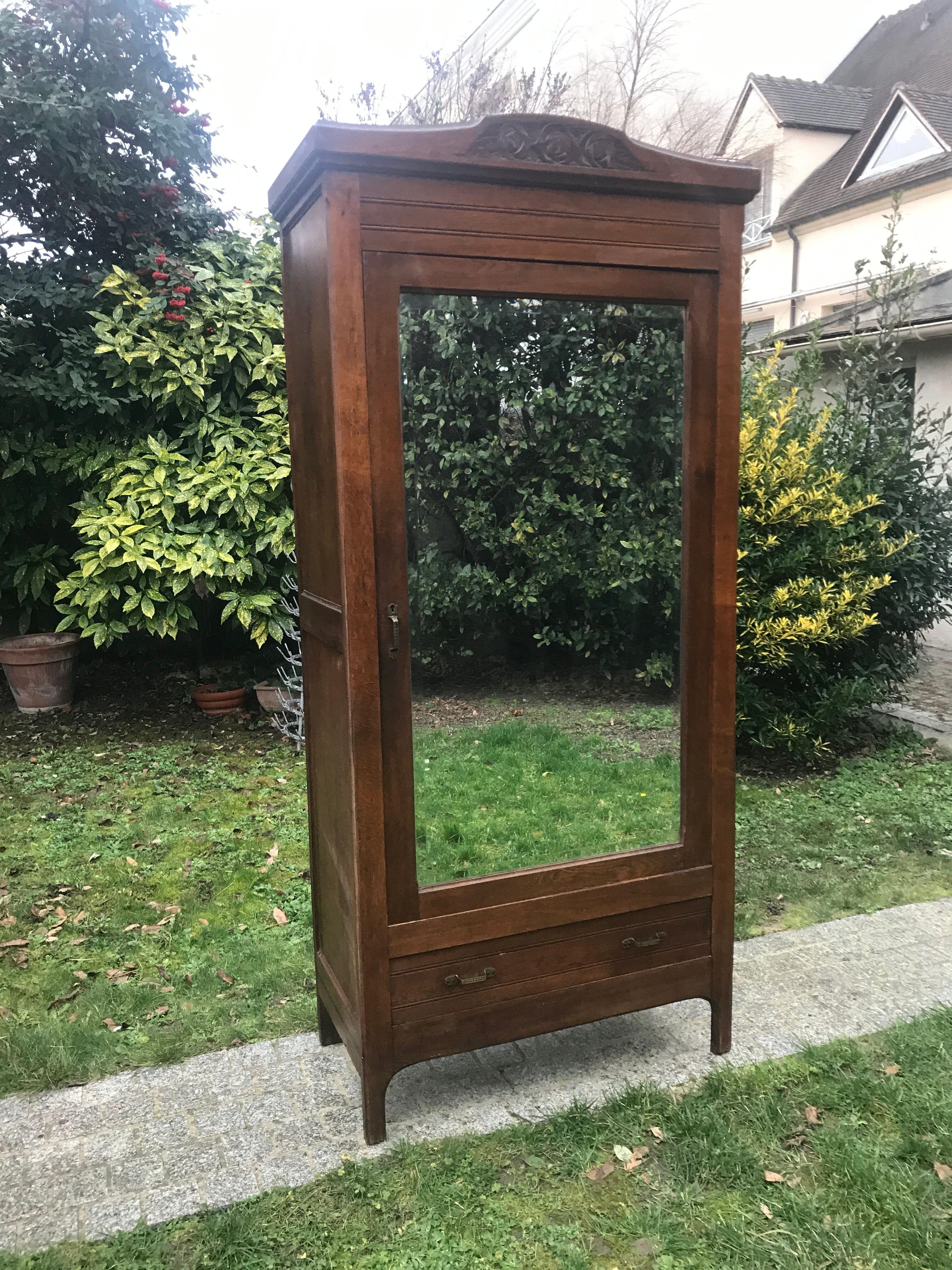 Art Deco cabinet with bevelled mirror 1930/1940