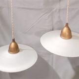 Opaline suspensions