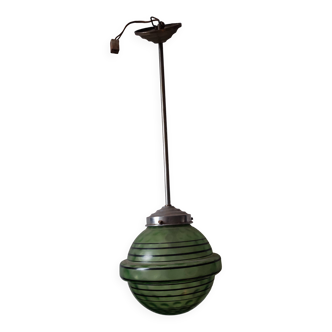 Suspension Art Deco avec un globe en verre soufflé Année 30