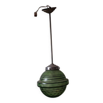 Suspension Art Deco avec un globe en verre soufflé Année 30