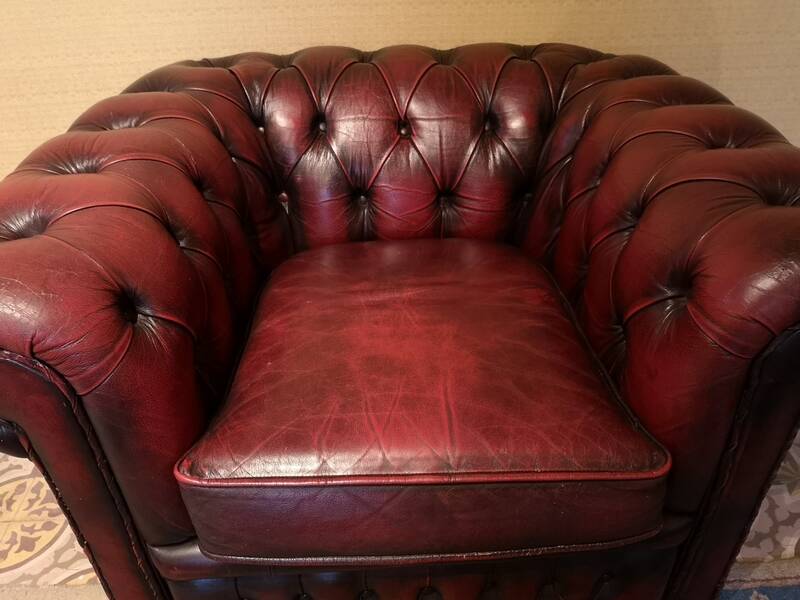 Chesterfield armchair burgundy leather