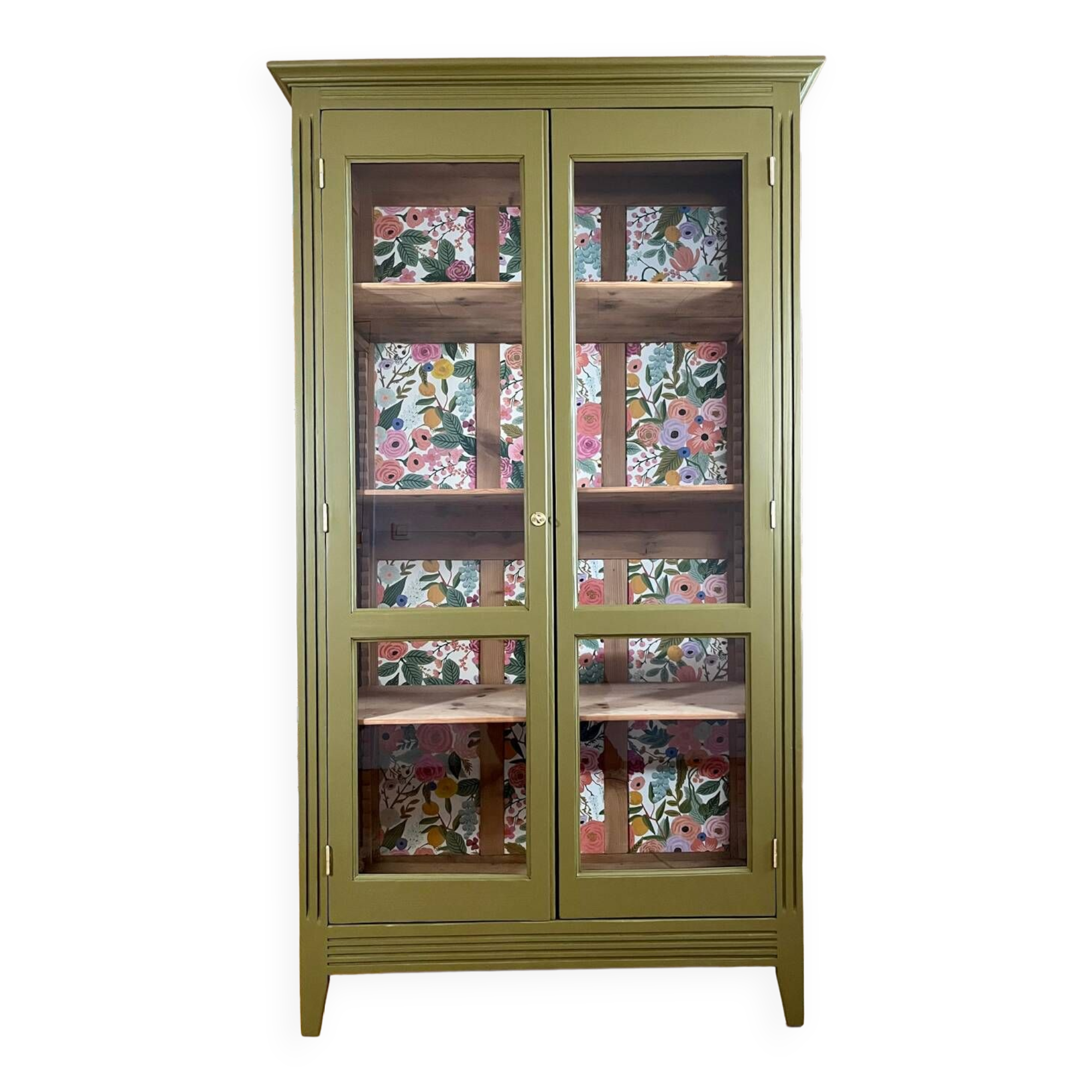 Parisian showcase cabinet