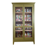 Parisian showcase cabinet
