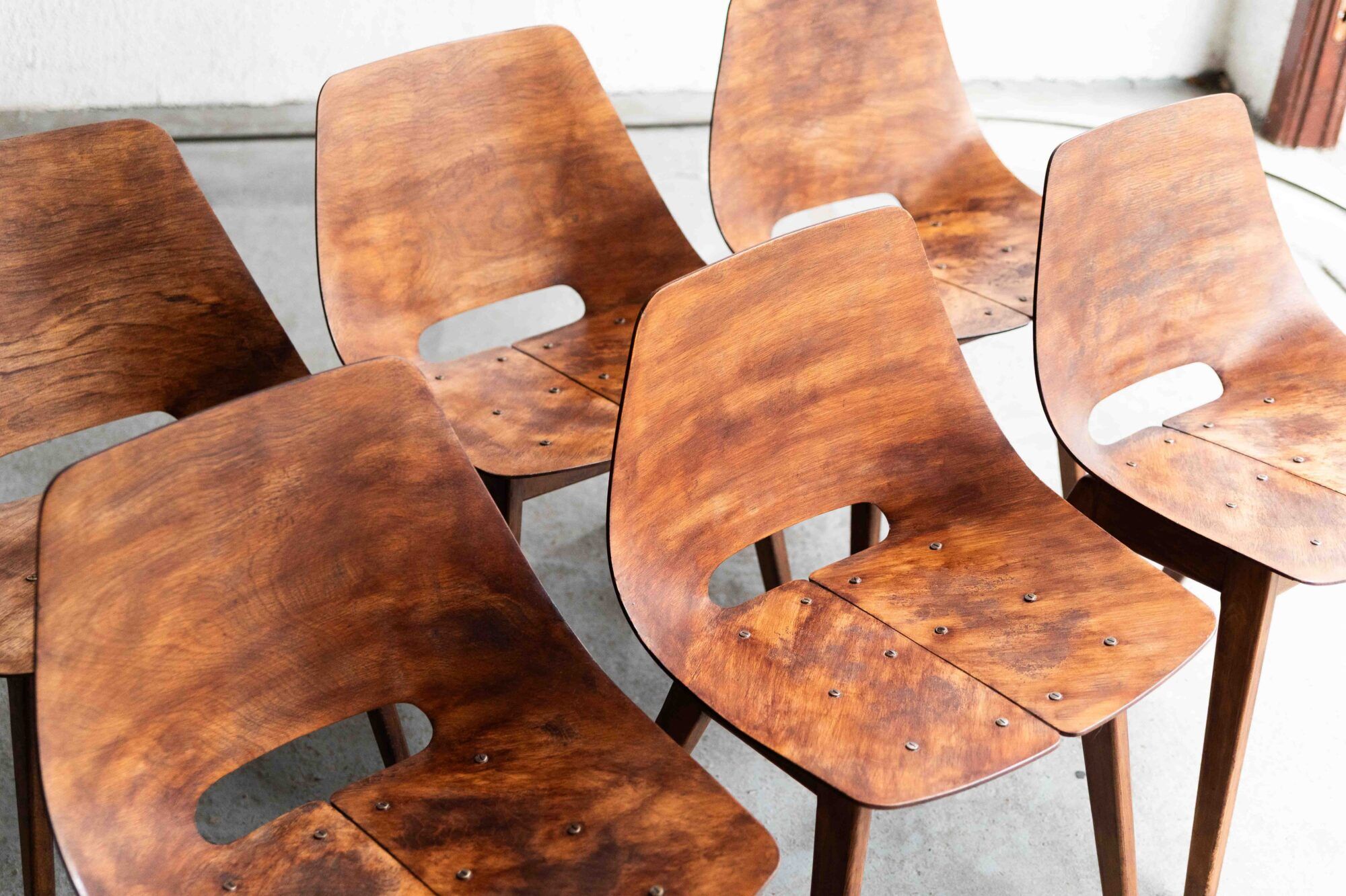 Set of 6 'Tonneau' dining chairs by Pierre Guariche