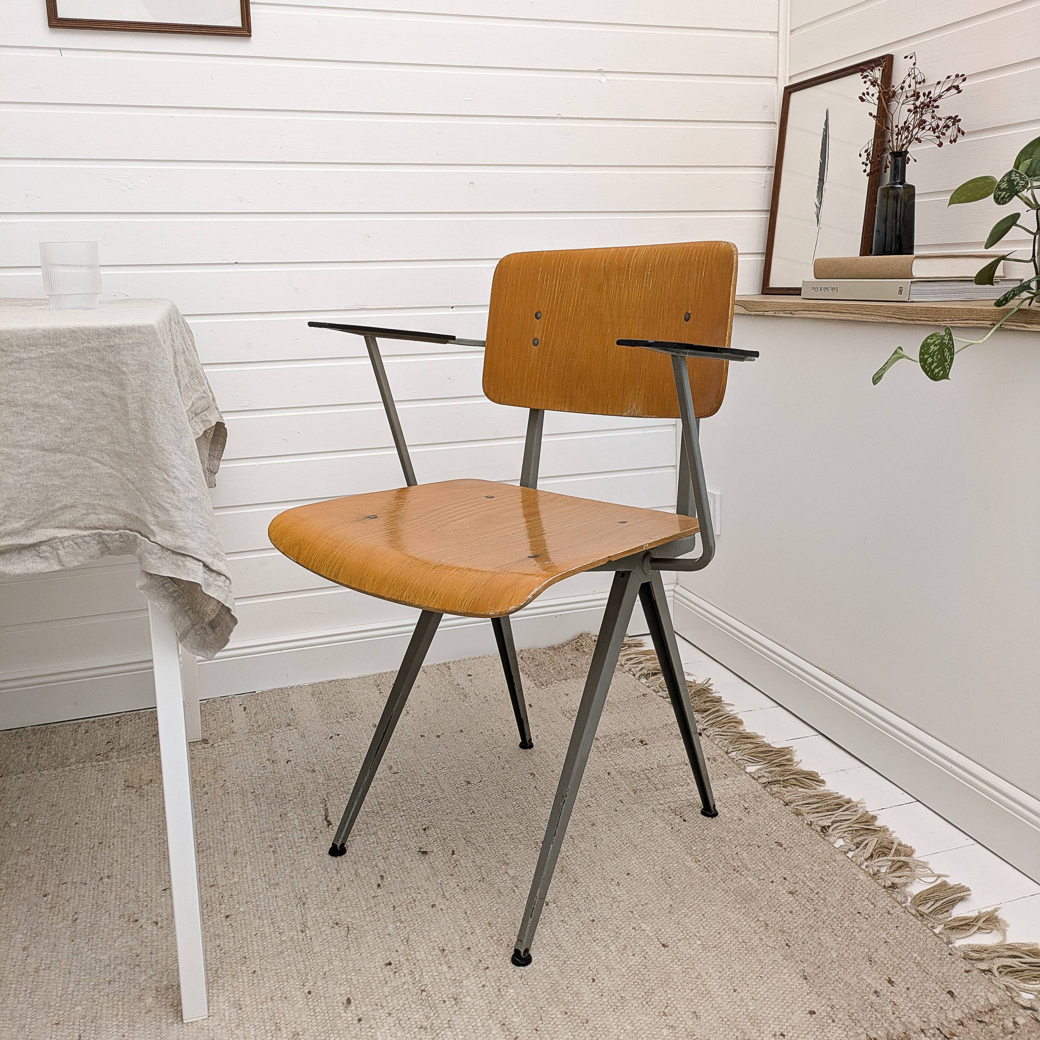 Chaise mid century accoudoirs marko holland bois métal marron noir vintage rétro chaise d'architecte