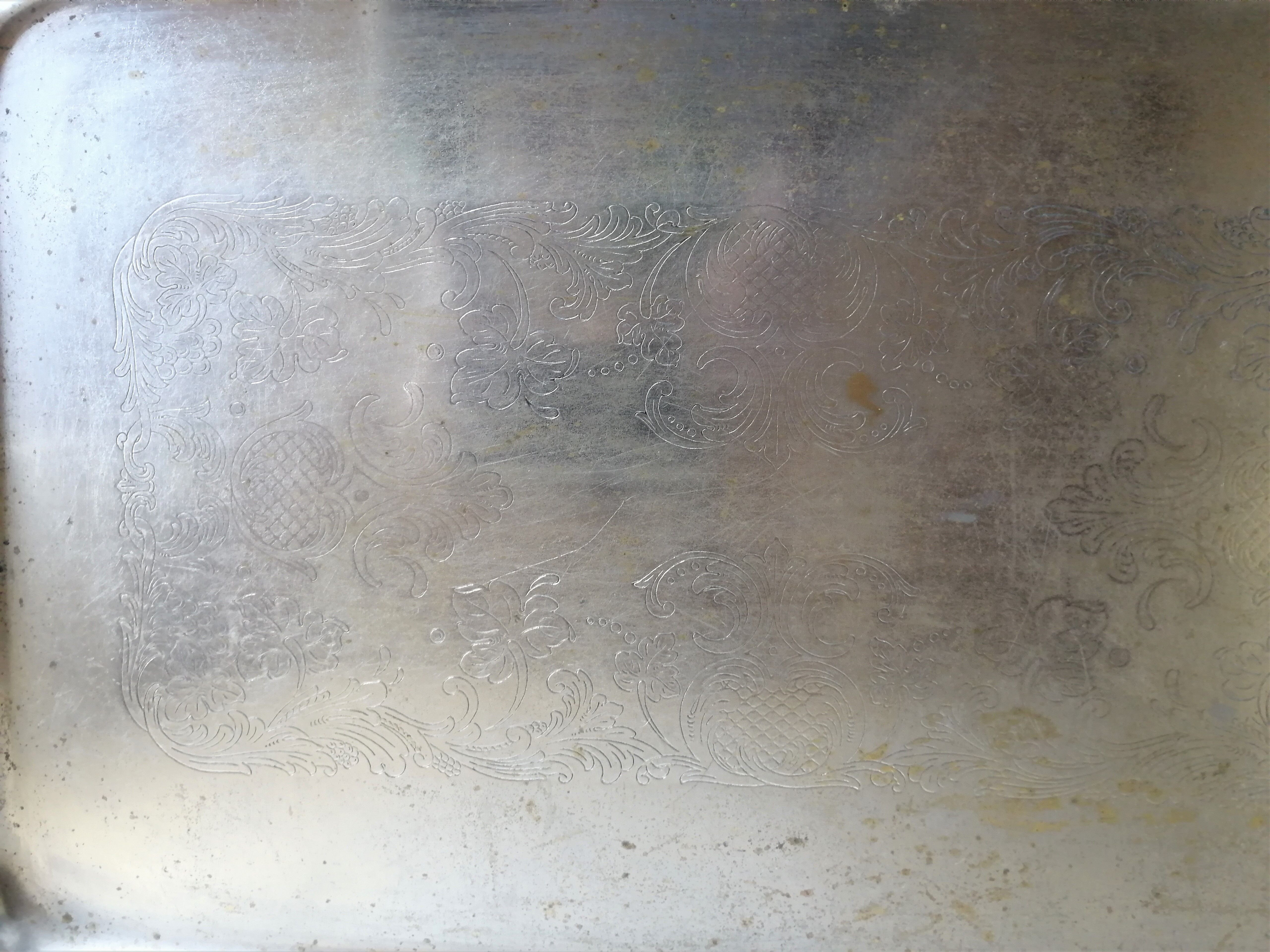 Large silver metal top