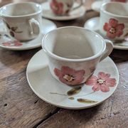 Saint-Amand Camelia – 6 hand-painted cups and saucers – 1950s/1960s
