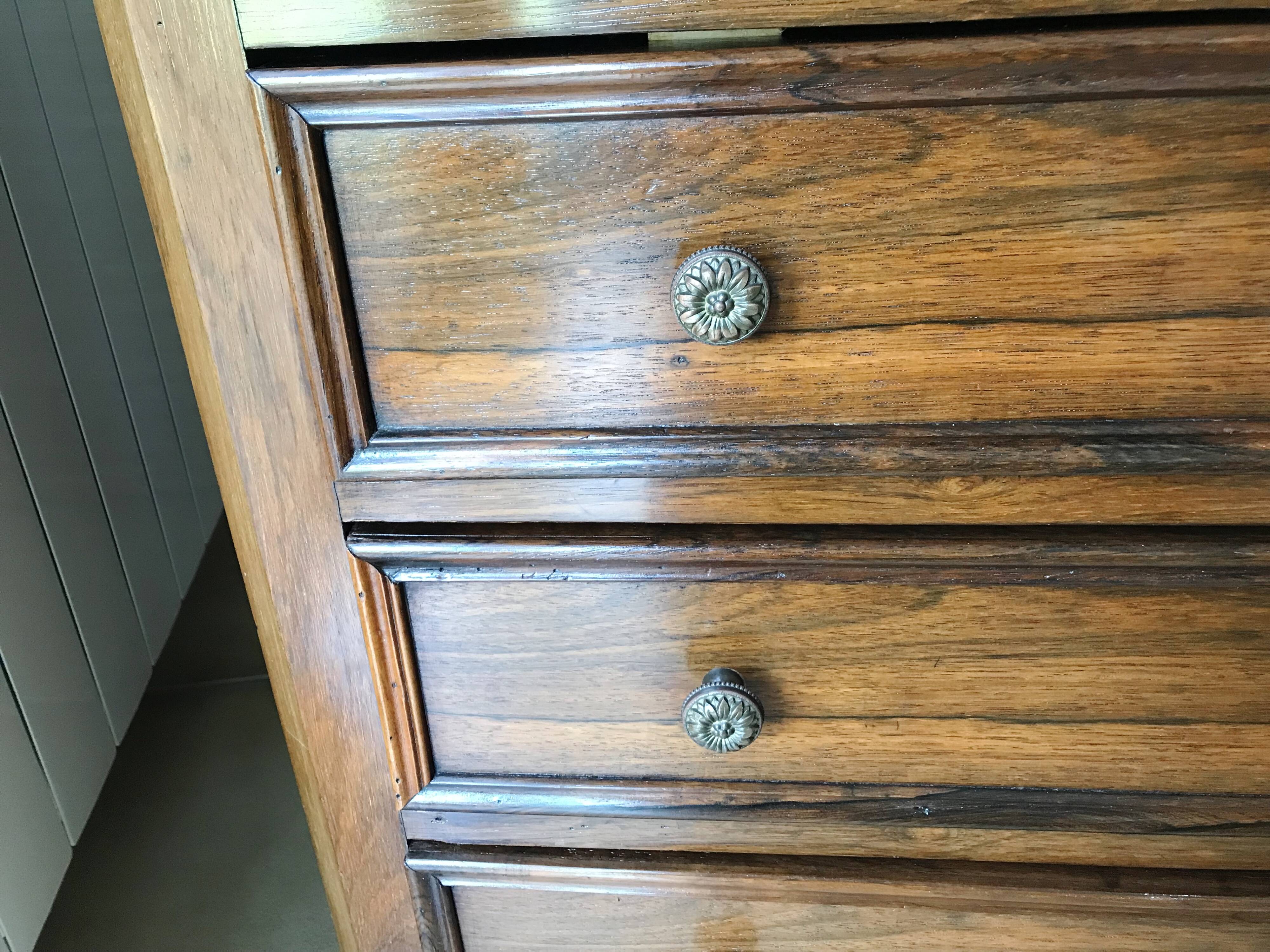 Small chest of drawers from the end of the 19th century