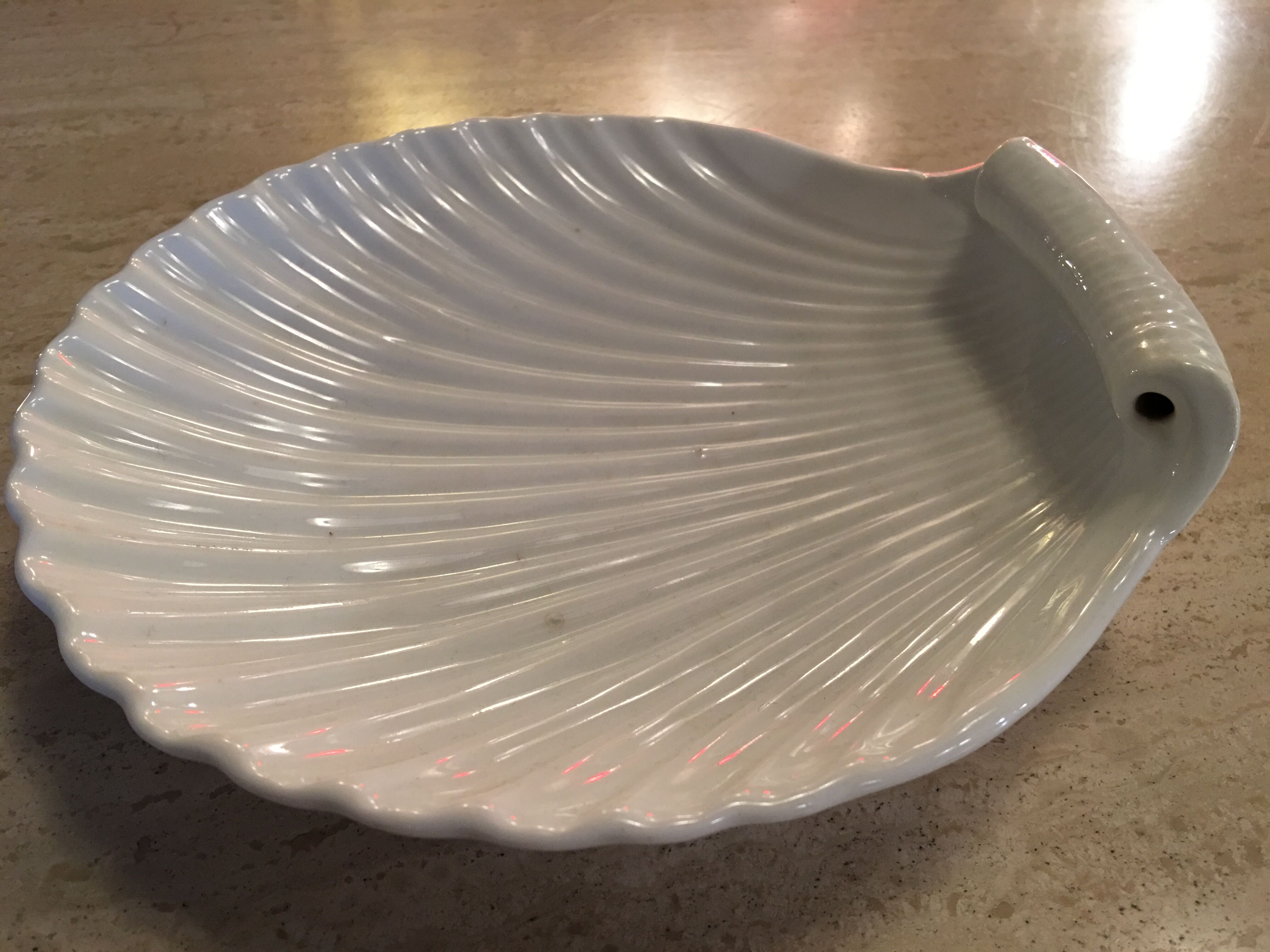 Coupelle faience blanche début XX