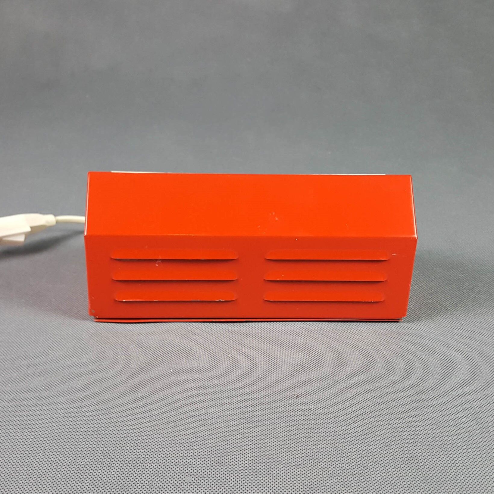 Wall lamp Ikea Typ V204 red metal- 80's