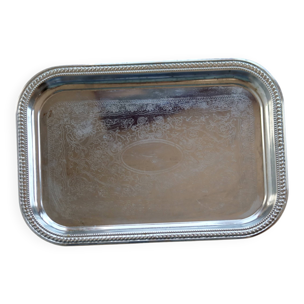Plateau de service vintage en métal argenté – Décor gravé