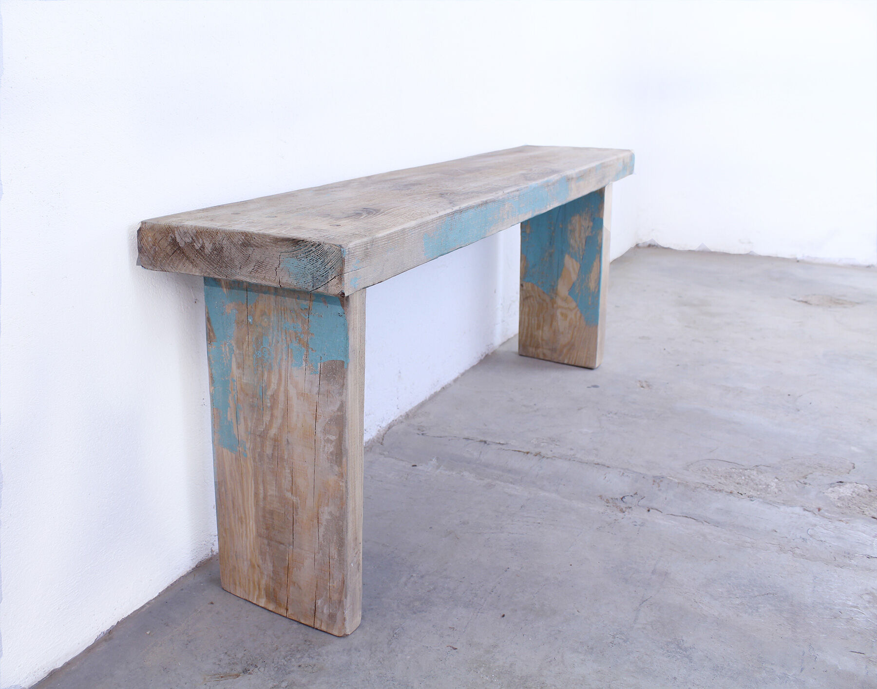 Wooden painter bench