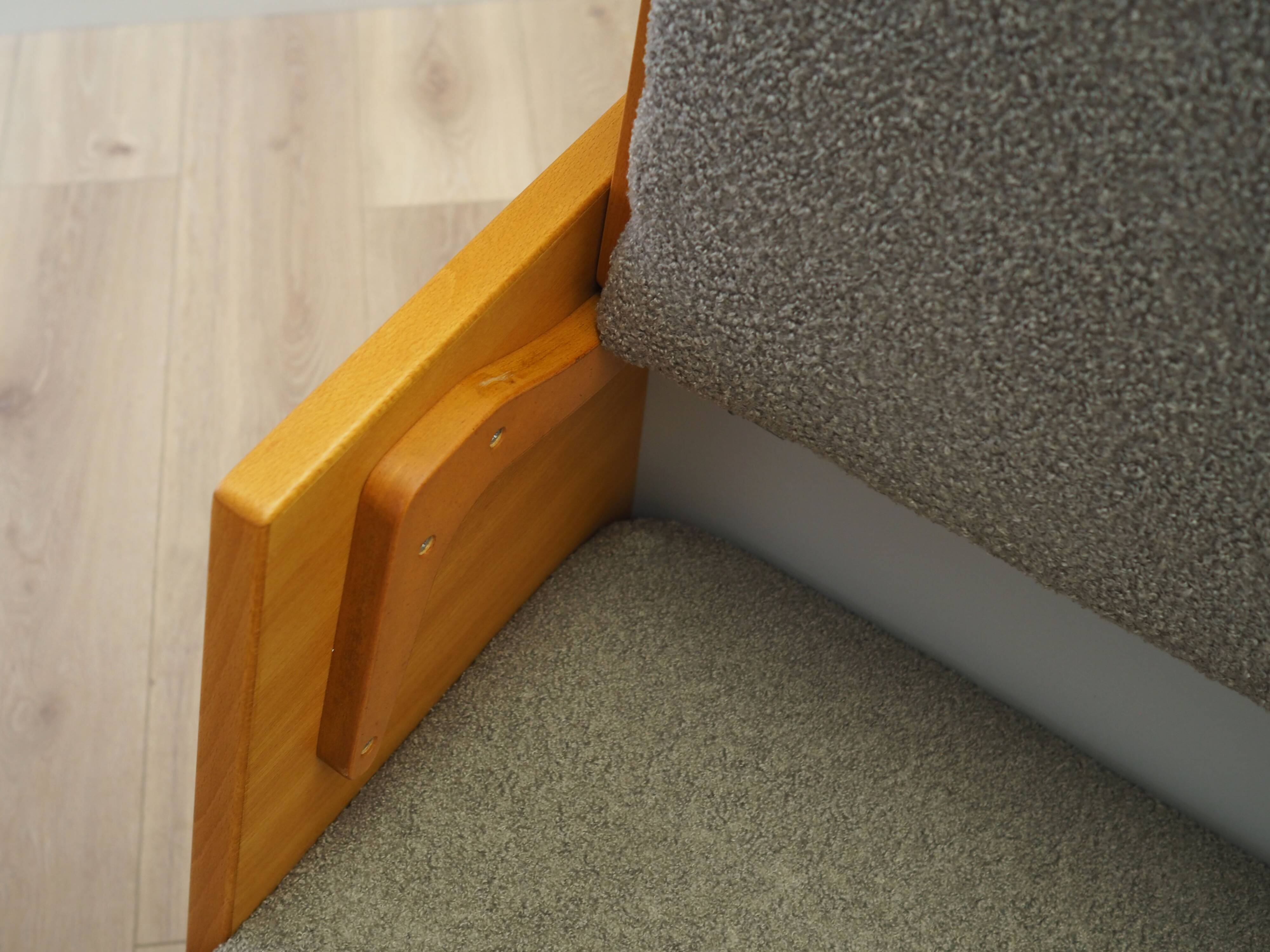 Canapé en hêtre, design danois, années 1960, designer : Hans. J. Wegner, manufacture : Getama